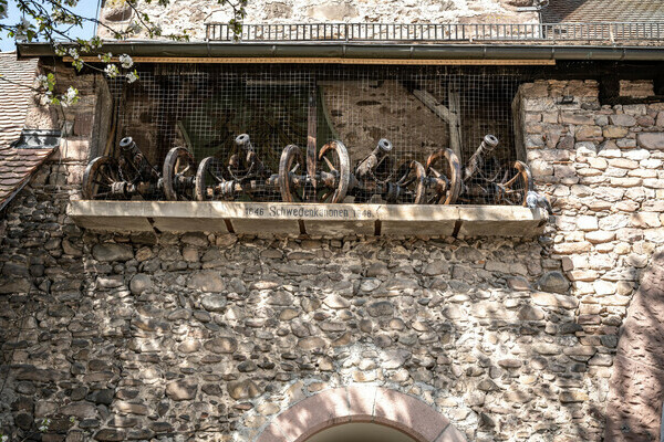 Storchenturm Kanonen Bildnachweis: Mit freundlicher Genehmigung der Stadtverwaltung Zell am Harmersbach © Klaus Hohnwald Storchenturm Kanonen Bildnachweis: Mit freundlicher Genehmigung der Stadtverwaltung Zell am Harmersbach © Klaus Hohnwald
