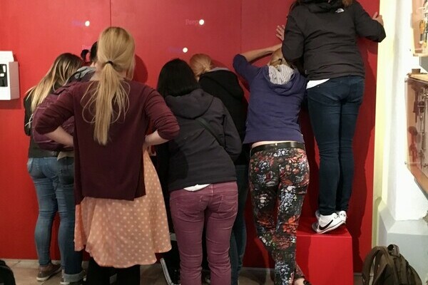 Peepshow im Korkenzieher Museum Bildnachweis: Mit freundlicher Genehmigung von Herrn Bernhard Maurer Peepshow im Korkenzieher Museum Bildnachweis: Mit freundlicher Genehmigung von Herrn Bernhard Maurer