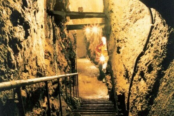 Bildnachweis: Mit freundlicher Genehmigung des Bergwerk Frischglück in Neuenbürg Bildnachweis: Mit freundlicher Genehmigung des Bergwerk Frischglück in Neuenbürg