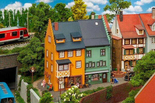 FALLER - Modellbauausstellung Bildnachweis: Mit freundlicher Genehmigung der Gebr. FALLER GmbH FALLER - Modellbauausstellung Bildnachweis: Mit freundlicher Genehmigung der Gebr. FALLER GmbH